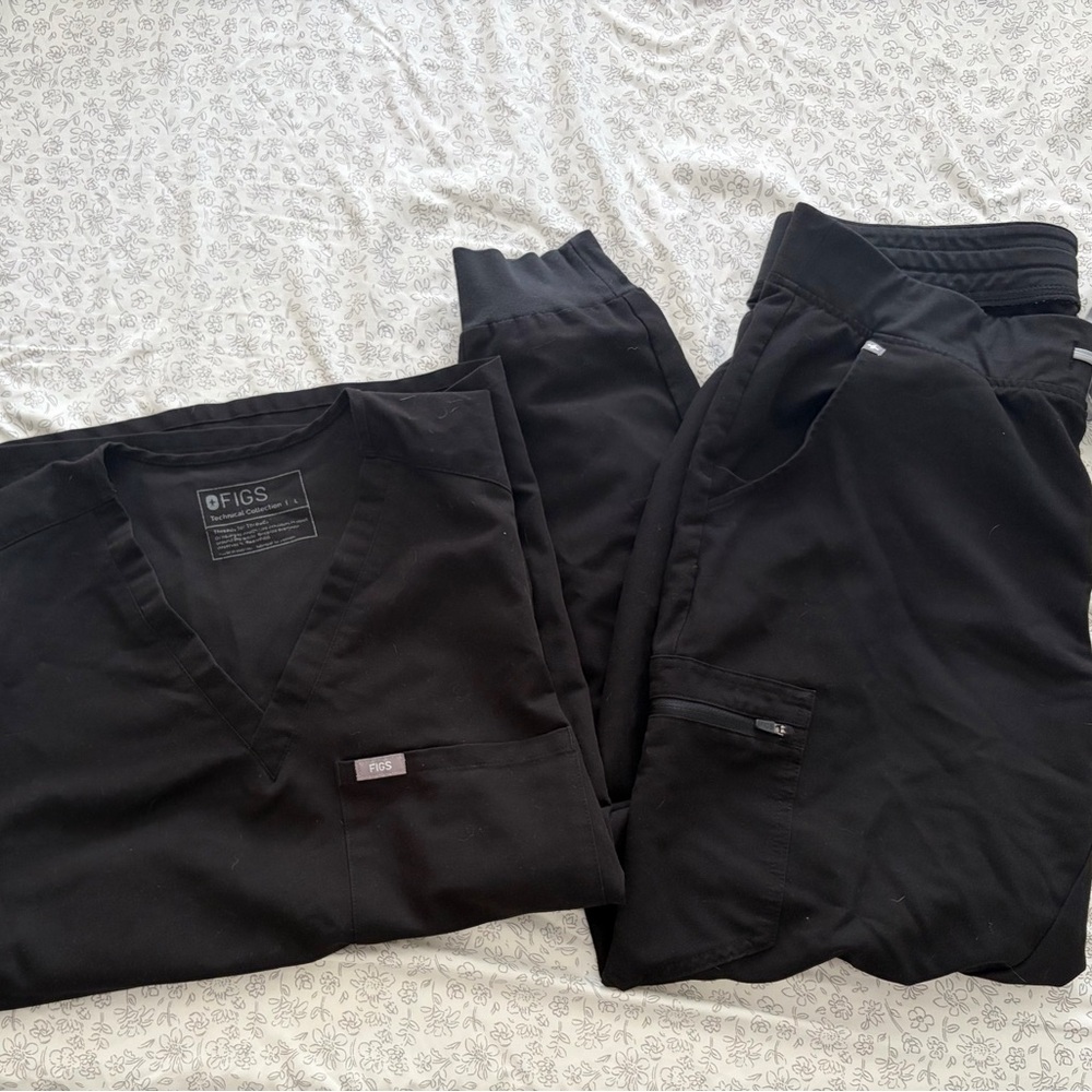 Figs Jet Black Jogger Scrub Set